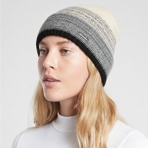 ATHLETA Ombré Beanie Merino Wool Women’s Gray Black Winter Hat One Size